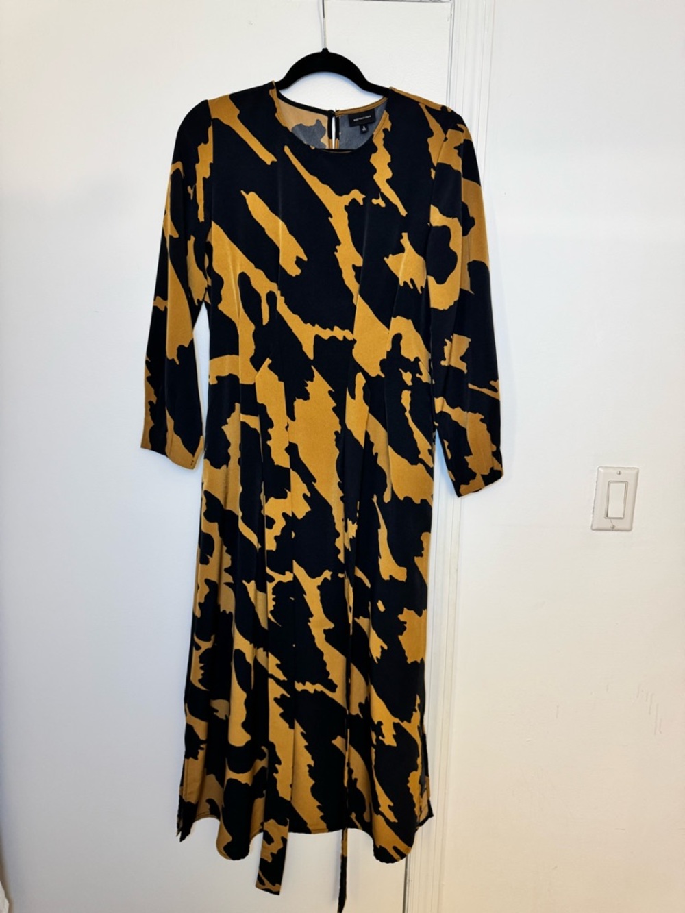 Who What Wear Black and Mustard Abstract Midi Dress